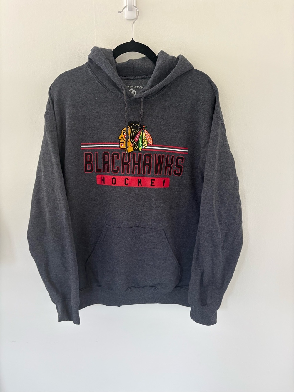 Chicago Blackhawks Gray Pullover Hoodie - Men’s Hockey Sweatshirt